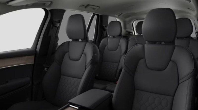 Volvo XC90 nuova a Udine (7)