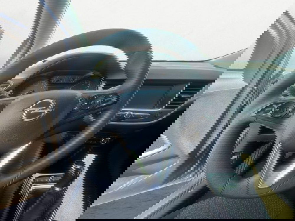 Opel Crossland X usata a Udine (10)