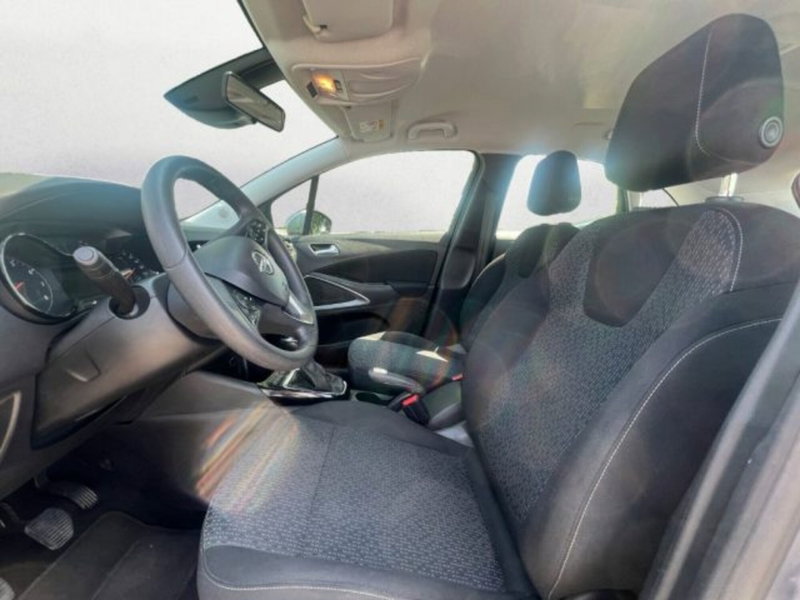Opel Crossland X usata a Udine (8)