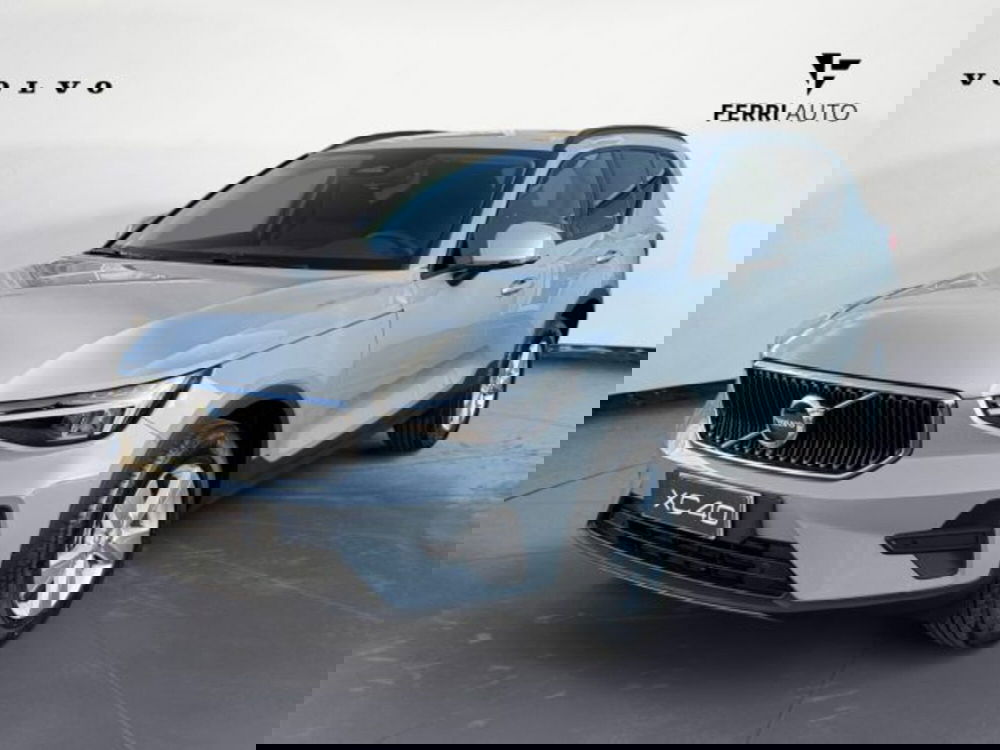 Volvo XC40 nuova a Udine