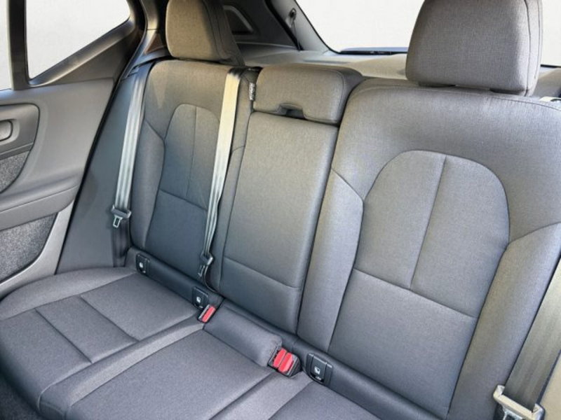 Volvo XC40 nuova a Udine (10)