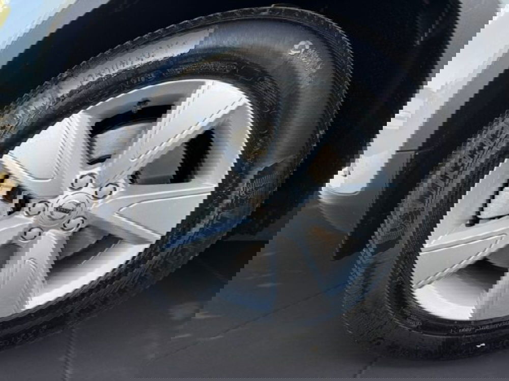 Volvo XC40 nuova a Udine (10)