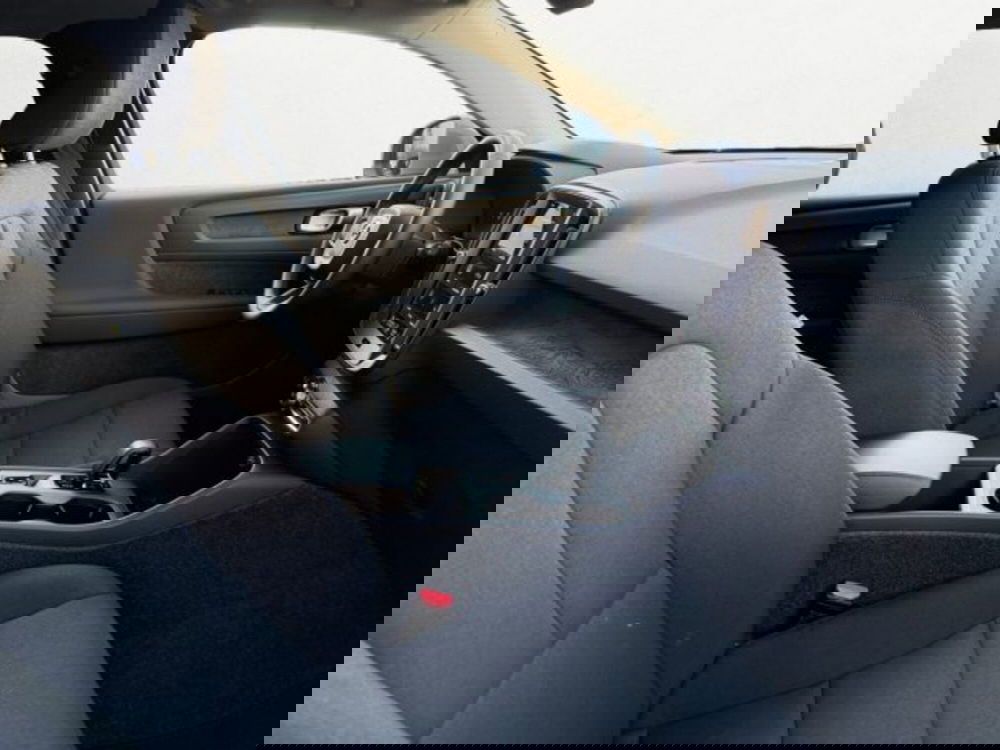 Volvo XC40 nuova a Udine (6)