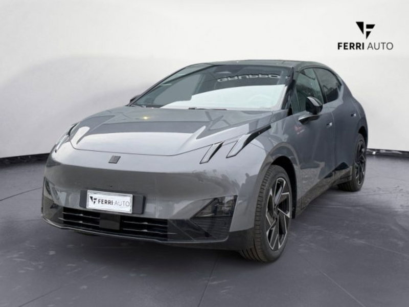 Lynk & Co 02 nuova a Udine