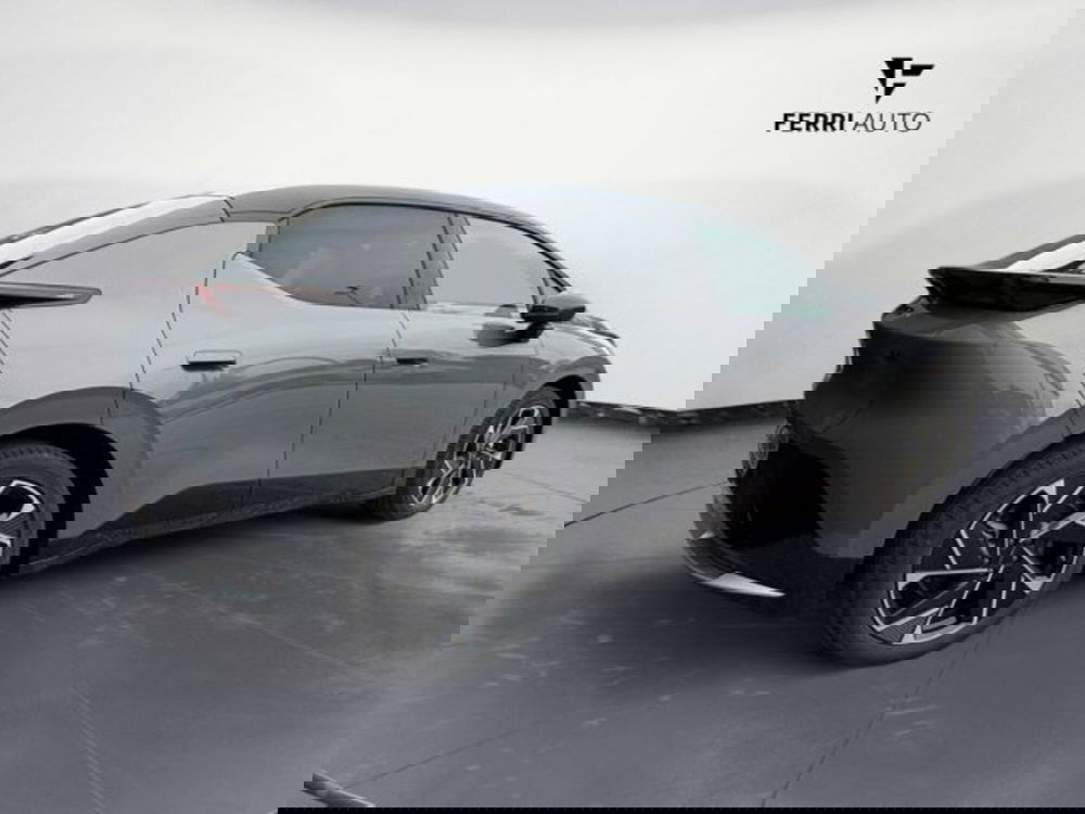 Lynk & Co 02 nuova a Udine (4)