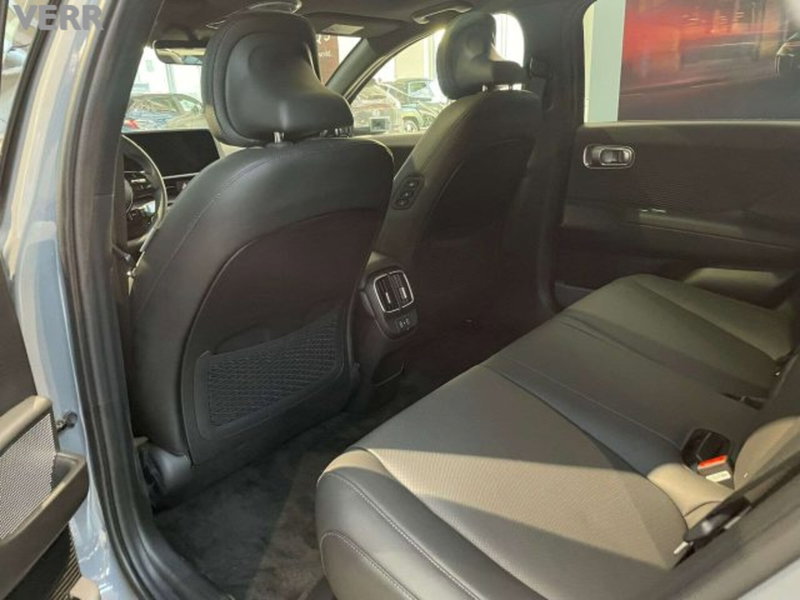 Hyundai Ioniq 6 nuova a Milano (9)