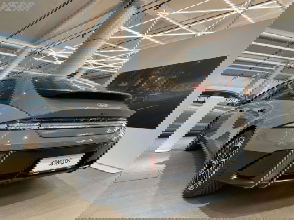 Hyundai Ioniq 6 nuova a Milano (3)