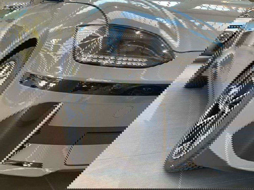 Hyundai Ioniq 6 nuova a Milano (6)