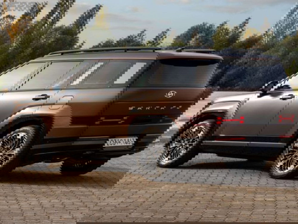 Hyundai Santa Fe nuova a Milano (2)