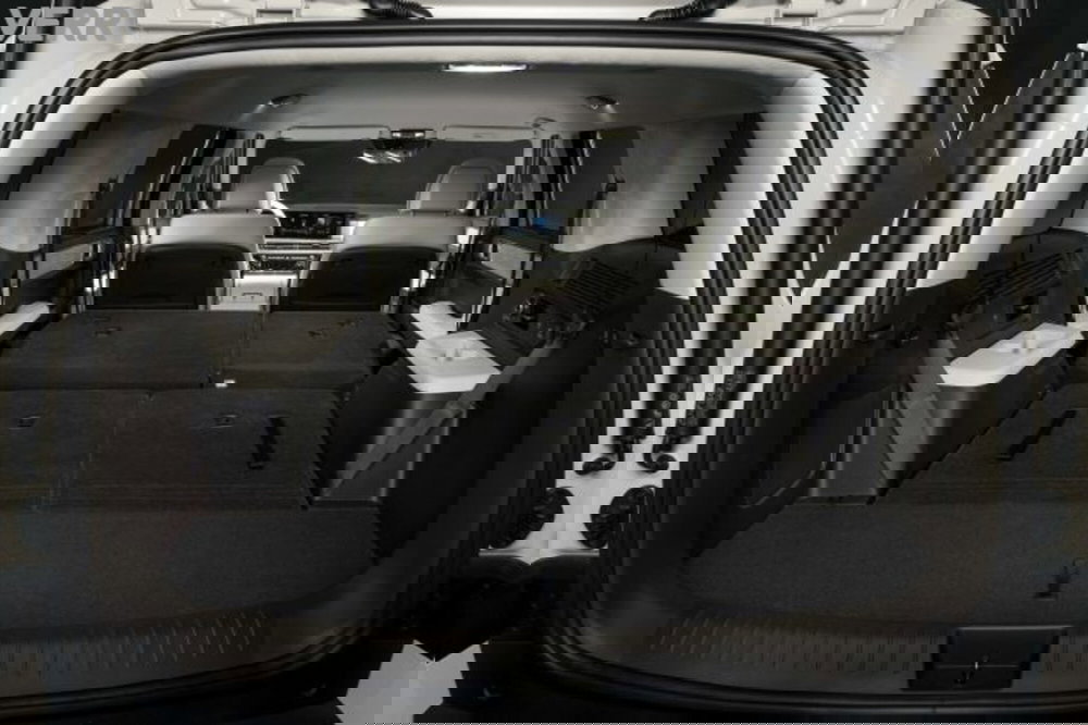 Hyundai Santa Fe nuova a Milano (6)