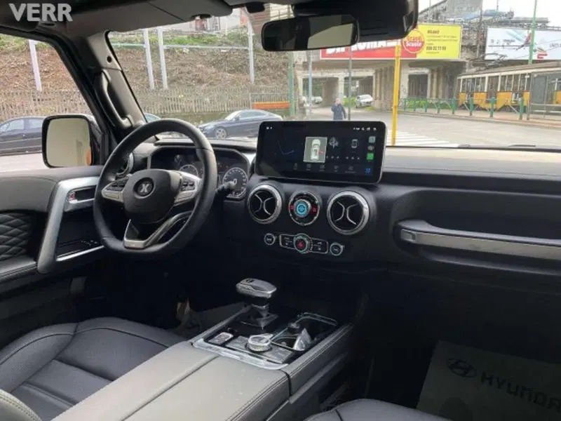 ICH-X K2 nuova a Milano (4)