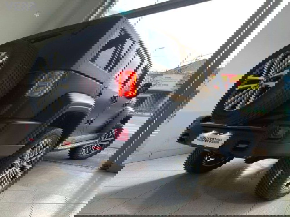 ICH-X K2 nuova a Milano (6)