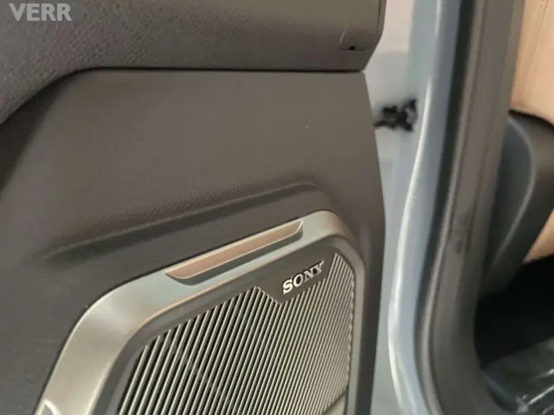 ICH-X K3 nuova a Milano (14)