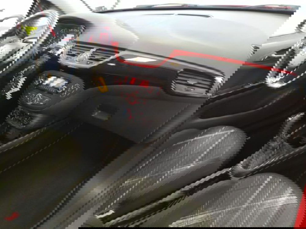 Opel Corsa Coupé usata a Trieste (7)