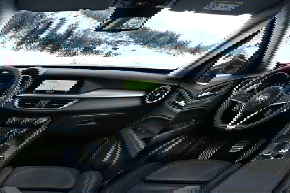 Alfa Romeo Stelvio usata a Treviso (4)