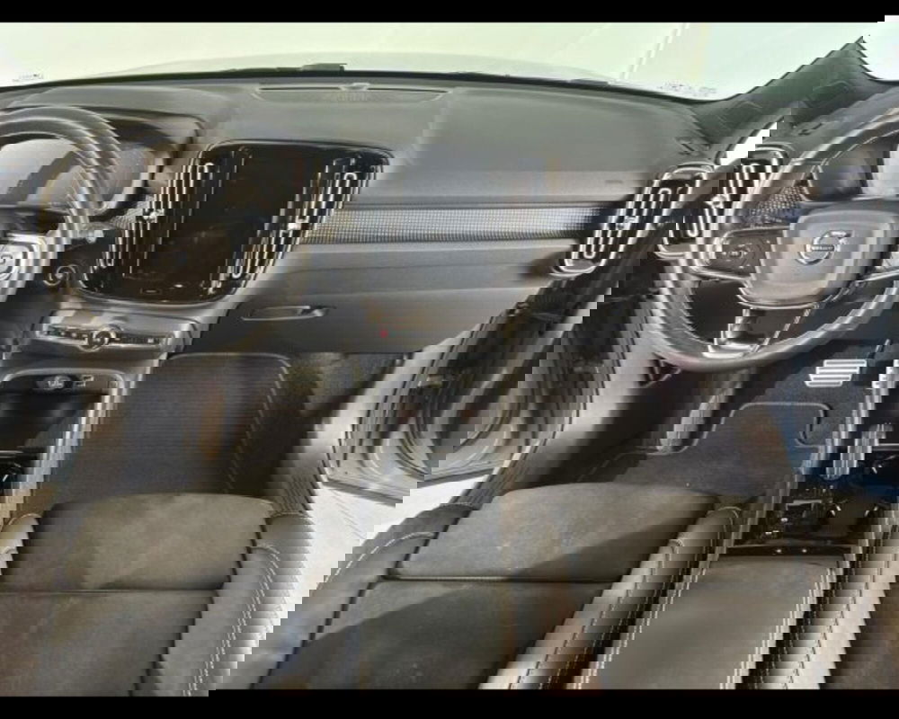 Volvo XC40 usata a Treviso (10)