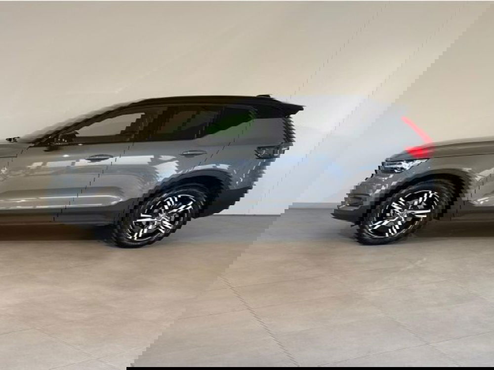 Volvo XC40 usata a Treviso (5)