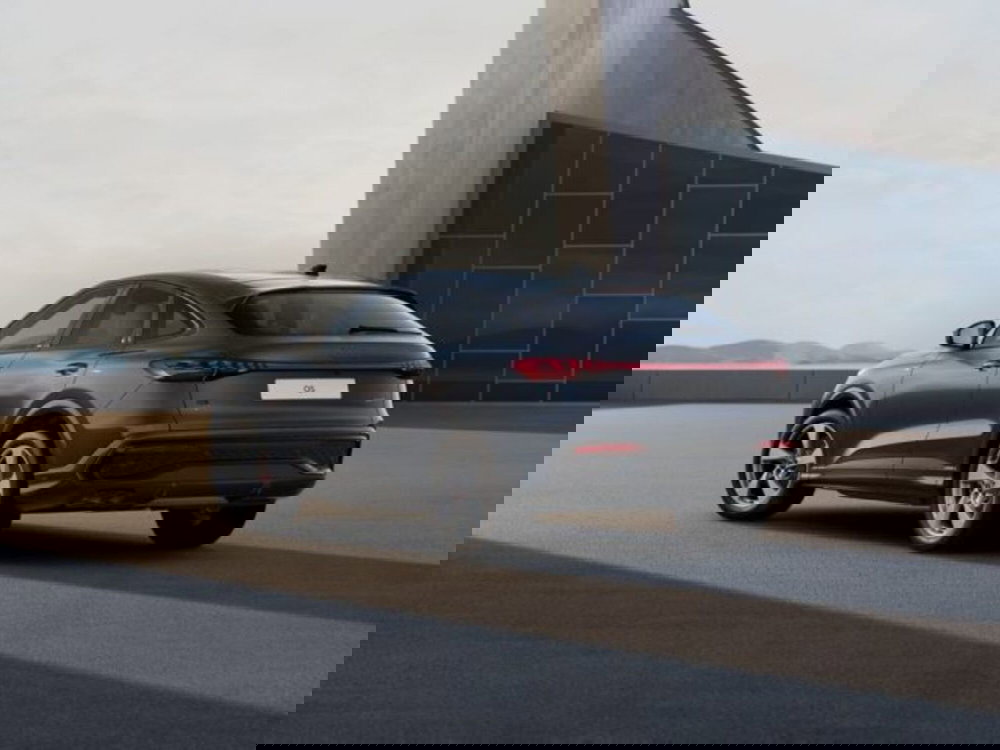 Audi Q5 Sportback nuova a Treviso (3)