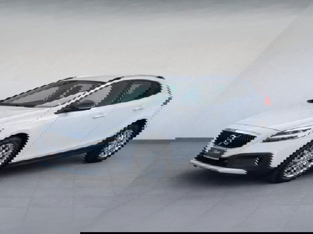 Volvo V40 Cross Country usata a Treviso (2)