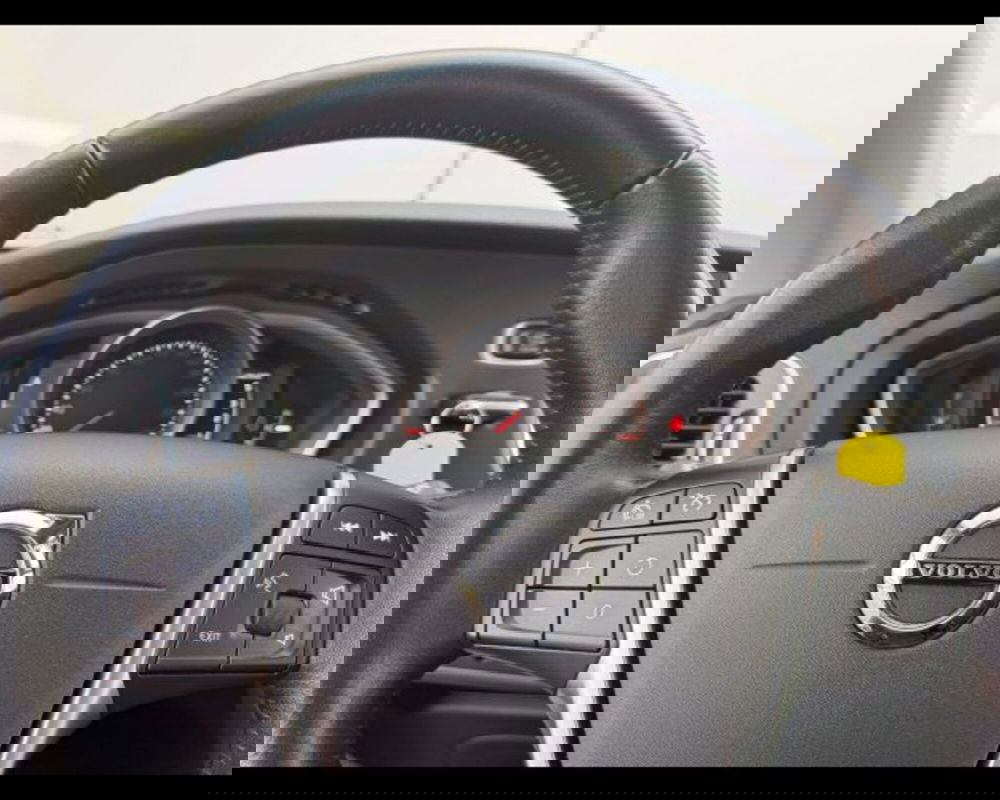 Volvo V40 Cross Country usata a Treviso (9)