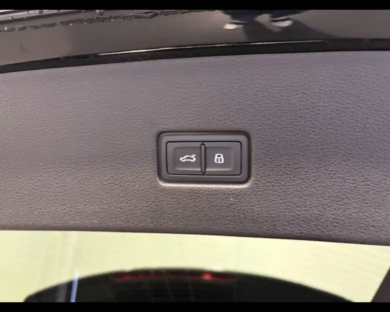 Audi Q8 usata a Treviso (12)