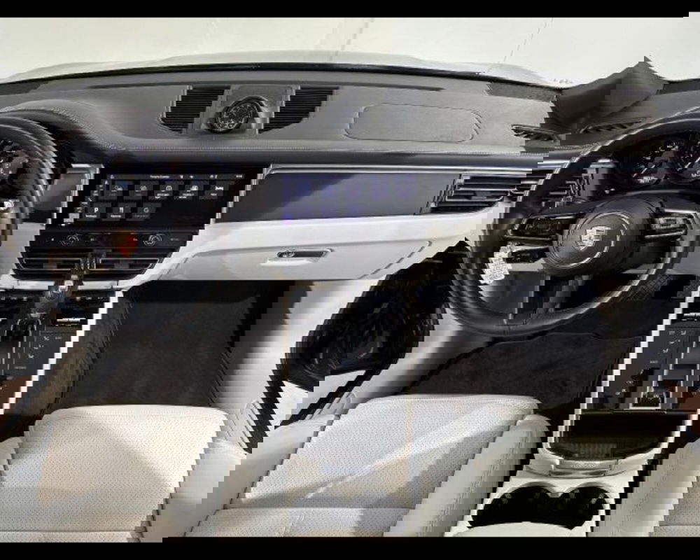 Porsche Macan usata a Treviso (10)