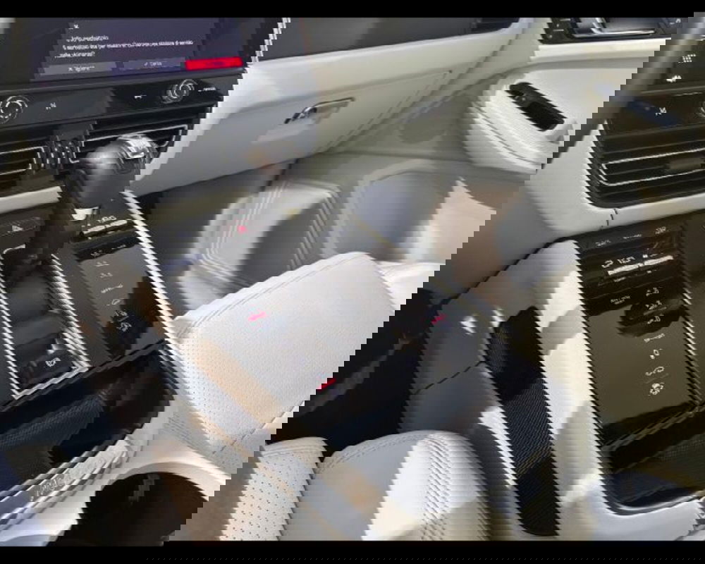 Porsche Macan usata a Treviso (14)