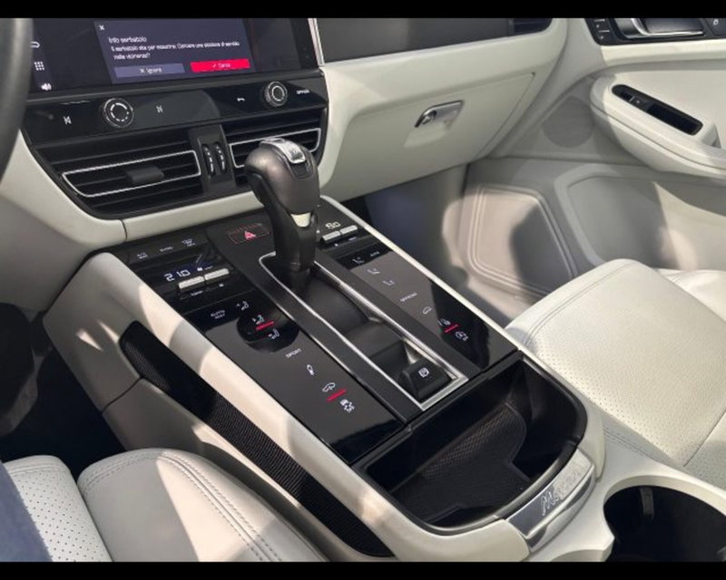 Porsche Macan usata a Treviso (14)