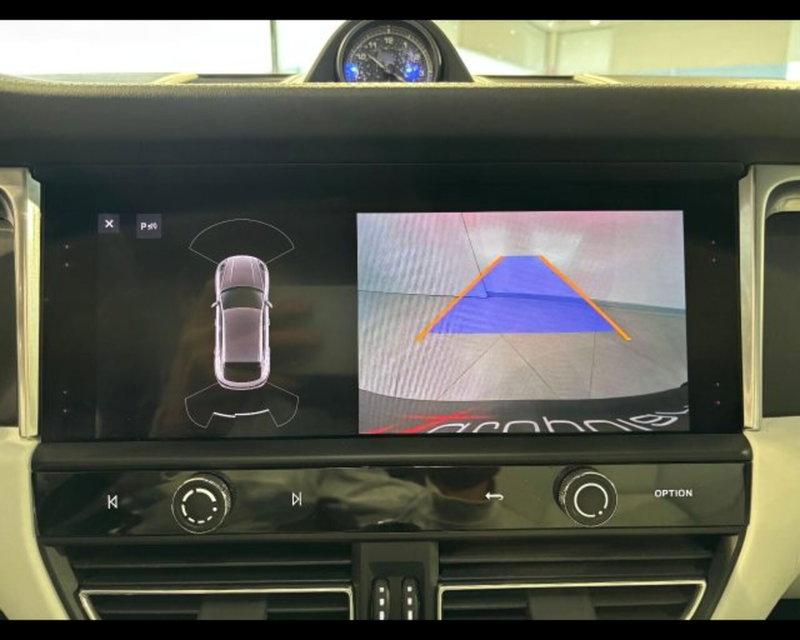 Porsche Macan usata a Treviso (15)