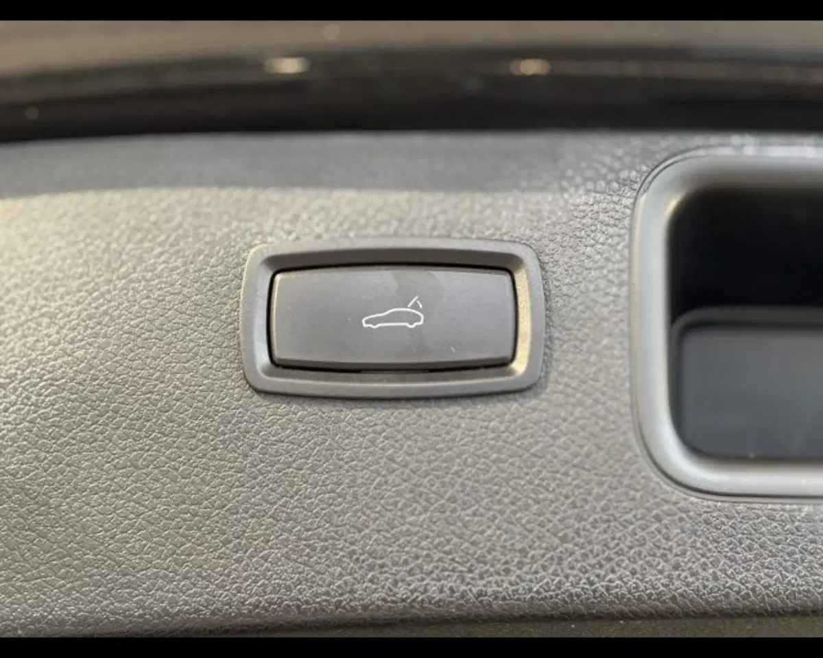 Porsche Macan usata a Treviso (8)