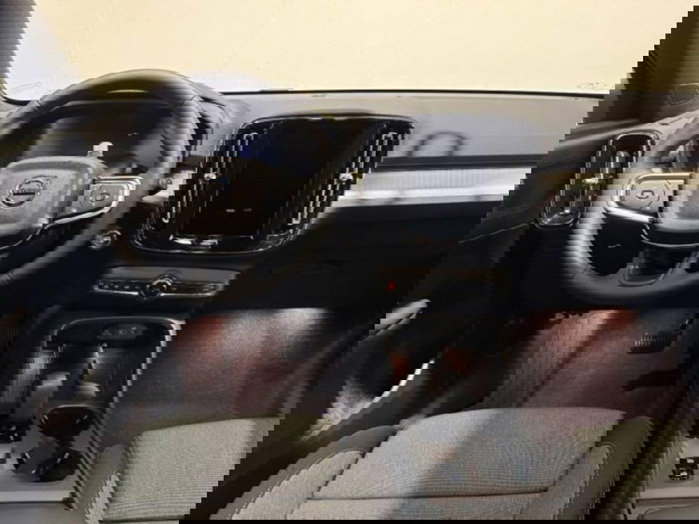 Volvo XC40 usata a Treviso (6)