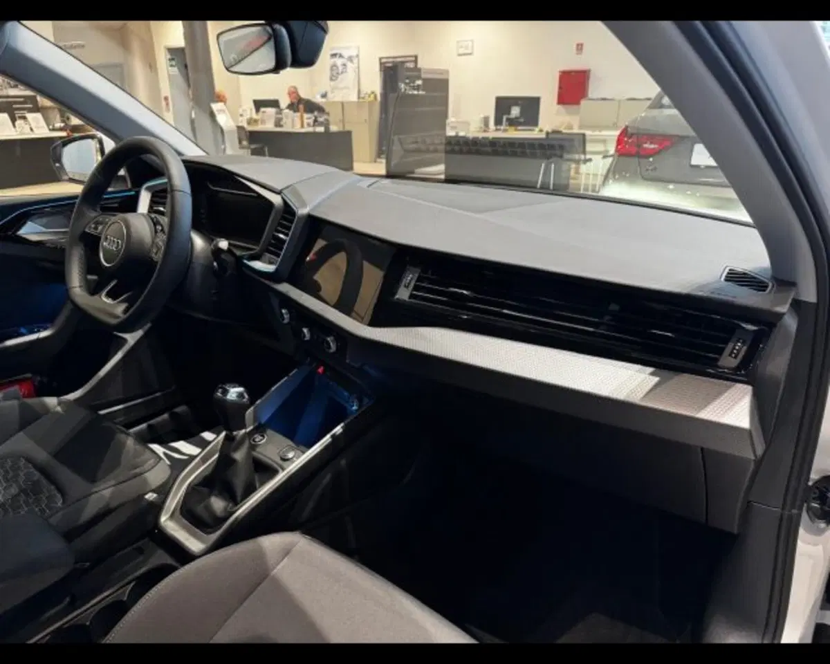 Audi A1 Sportback nuova a Treviso (3)