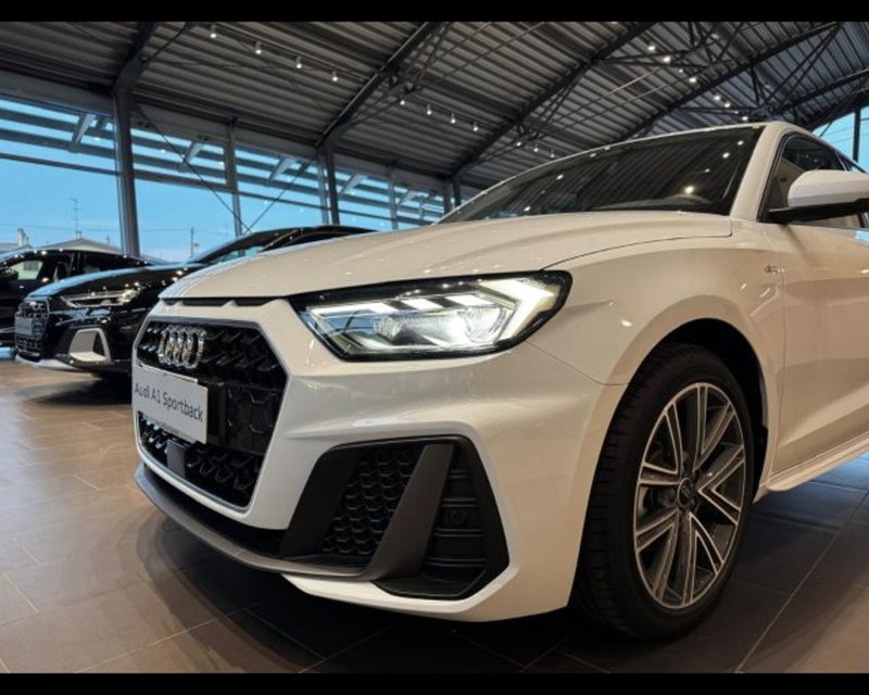 Audi A1 Sportback nuova a Treviso (9)