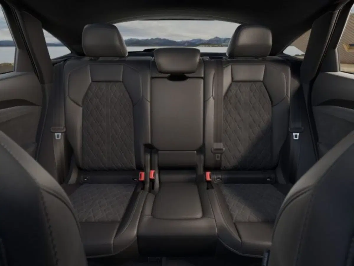 Audi Q3 Sportback nuova a Treviso (10)