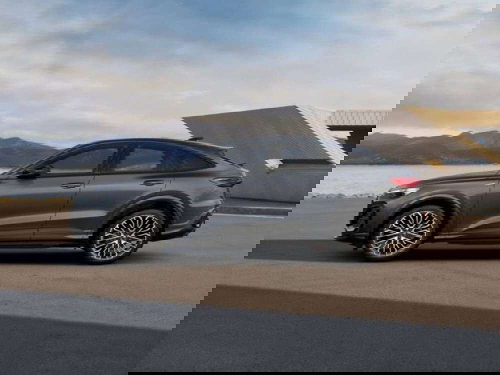 Audi Q3 Sportback nuova a Treviso (2)