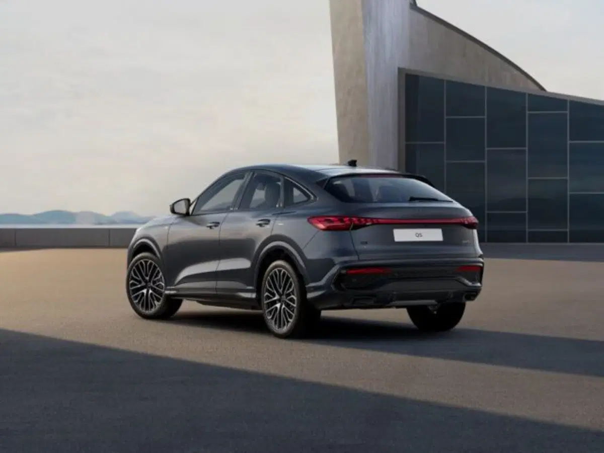 Audi Q3 Sportback nuova a Treviso (3)