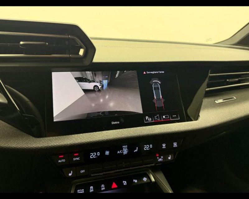 Audi A3 allstreet nuova a Treviso (7)