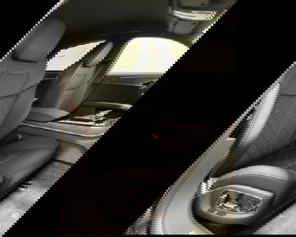 Audi A8 usata a Treviso (13)