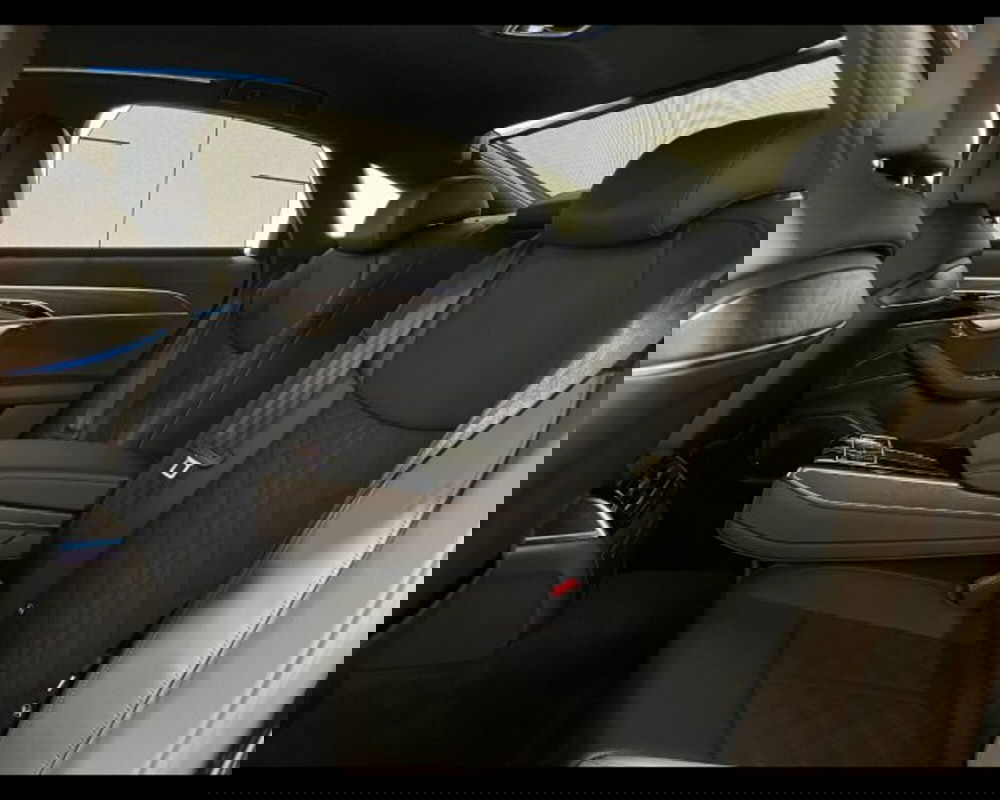 Audi A8 usata a Treviso (14)