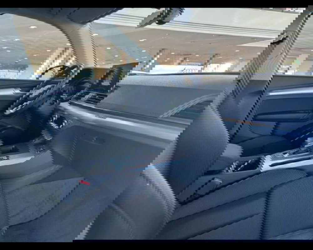 Audi Q5 Sportback nuova a Treviso (3)