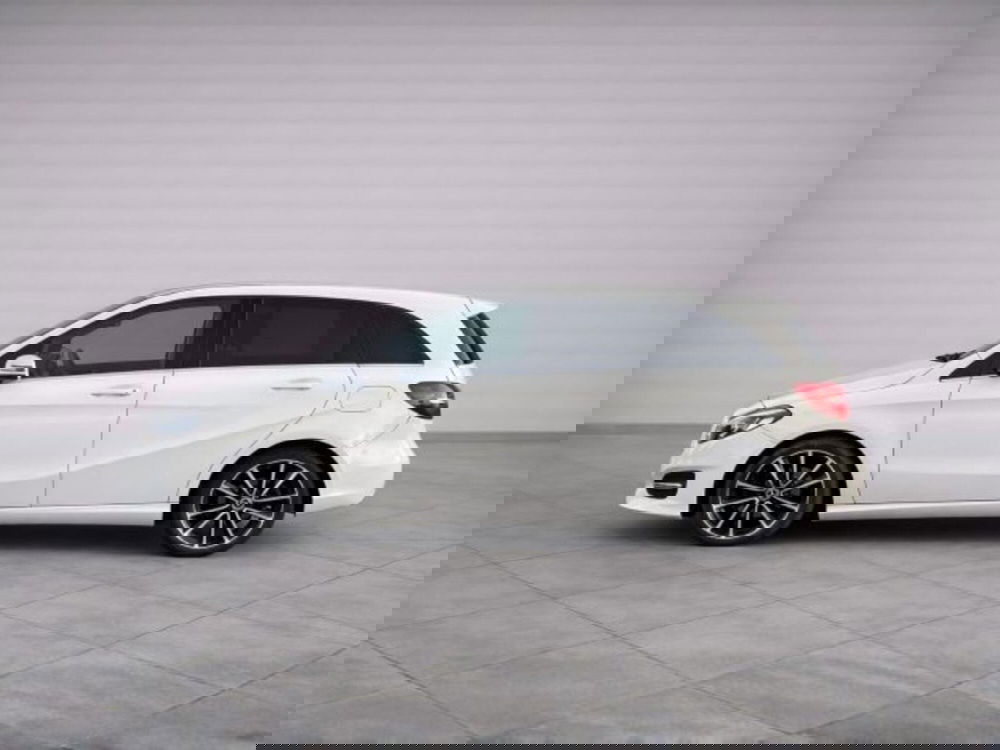 Mercedes-Benz CLA Shooting Brake usata a Treviso (4)