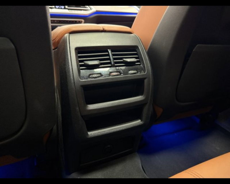 BMW X6 usata a Treviso (13)
