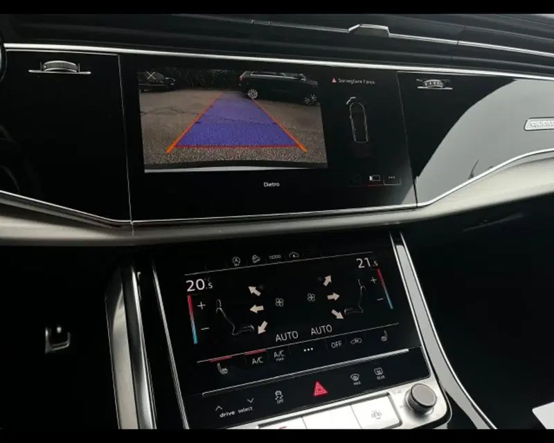 Audi Q8 usata a Treviso (7)
