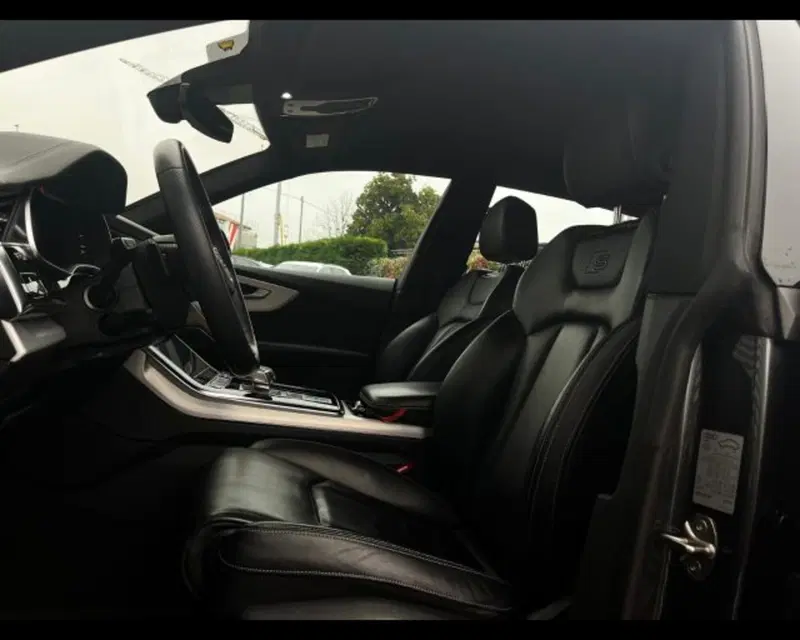 Audi Q8 usata a Treviso (10)