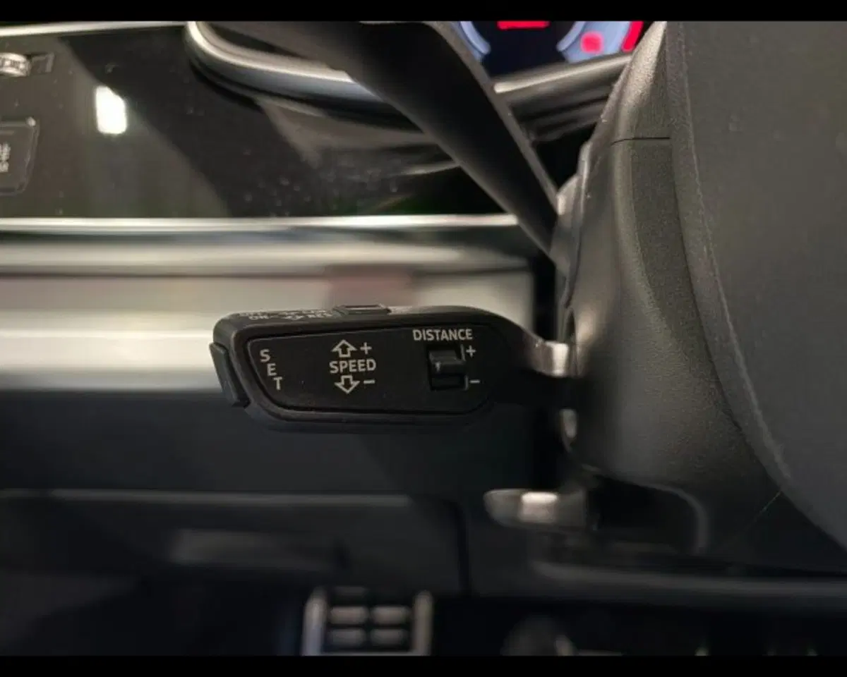 Audi Q8 usata a Treviso (10)