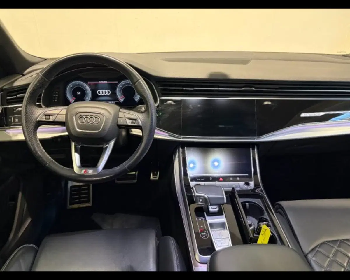Audi Q8 usata a Treviso (5)
