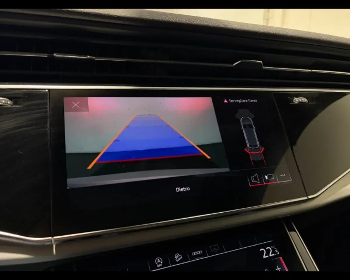 Audi Q8 usata a Treviso (9)