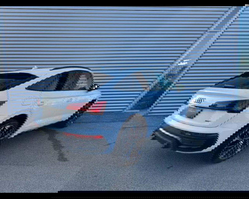 Audi Q5 Sportback nuova a Treviso (2)