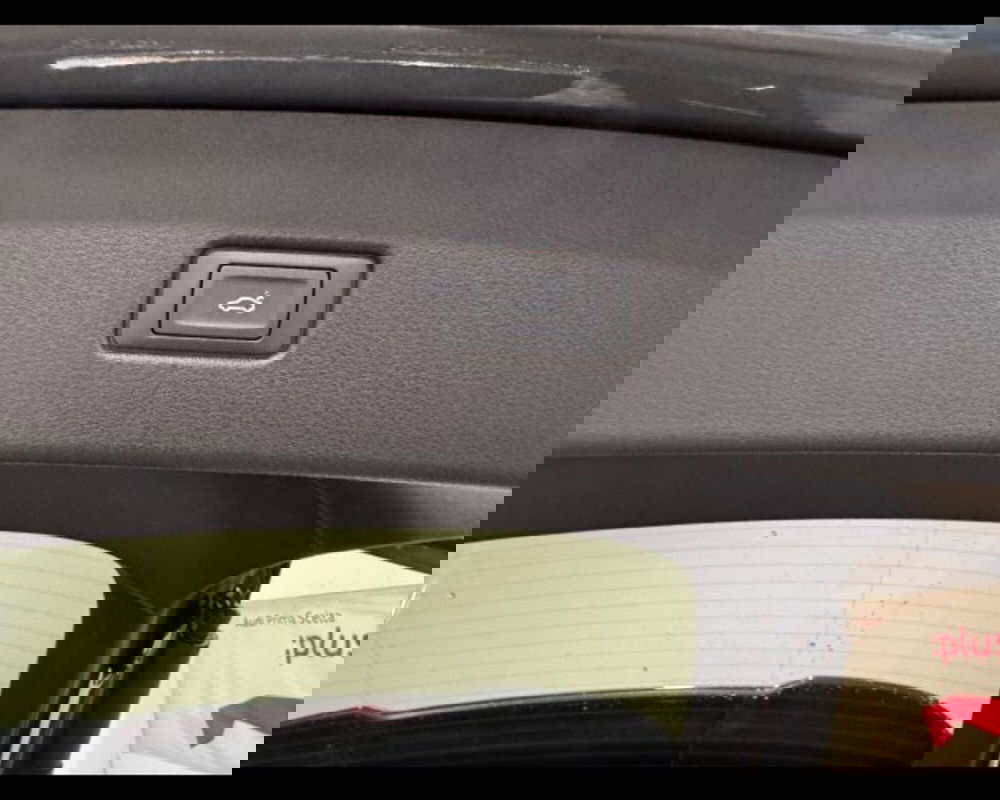 Audi Q5 Sportback nuova a Treviso (8)