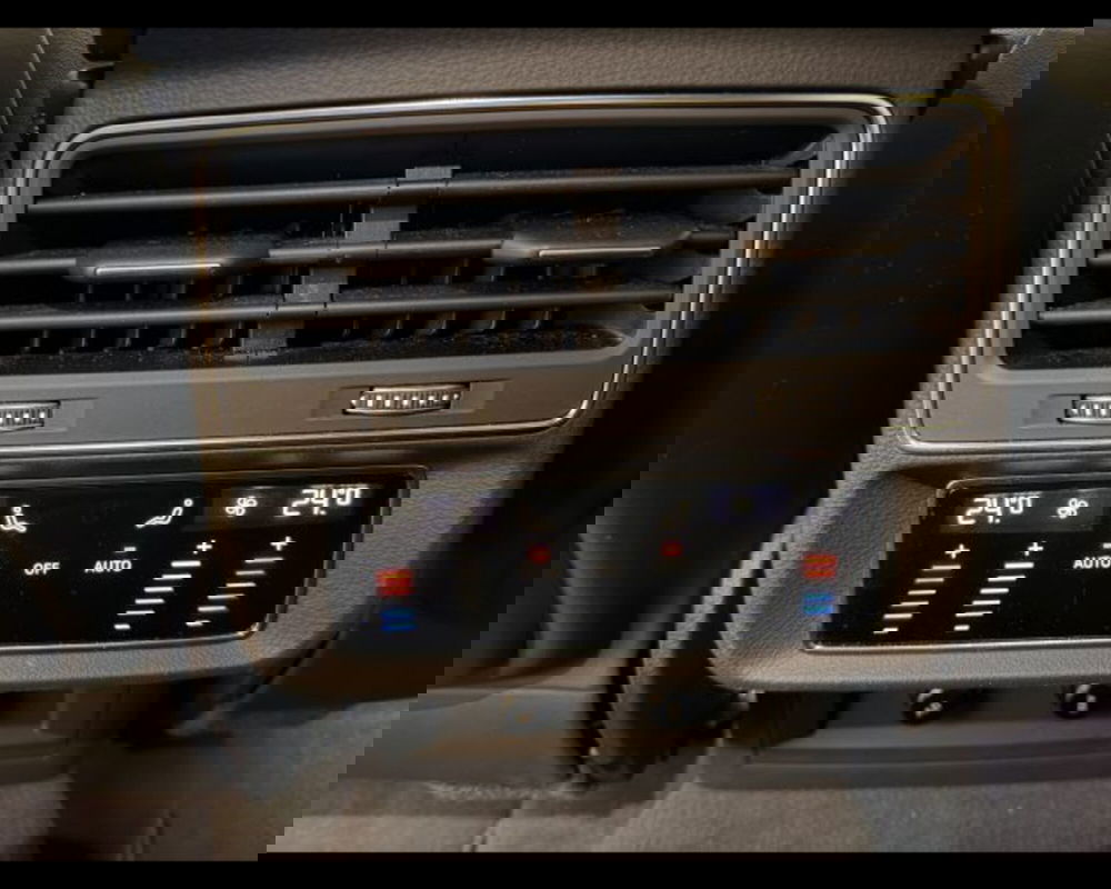 Audi Q8 usata a Treviso (11)